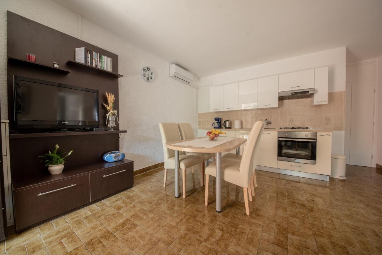 Apartman Bozica Вир Екстер'єр фото